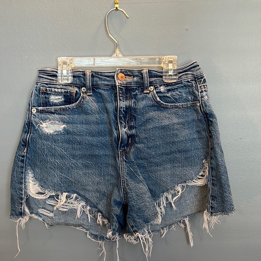 American eagle mom jean shorts